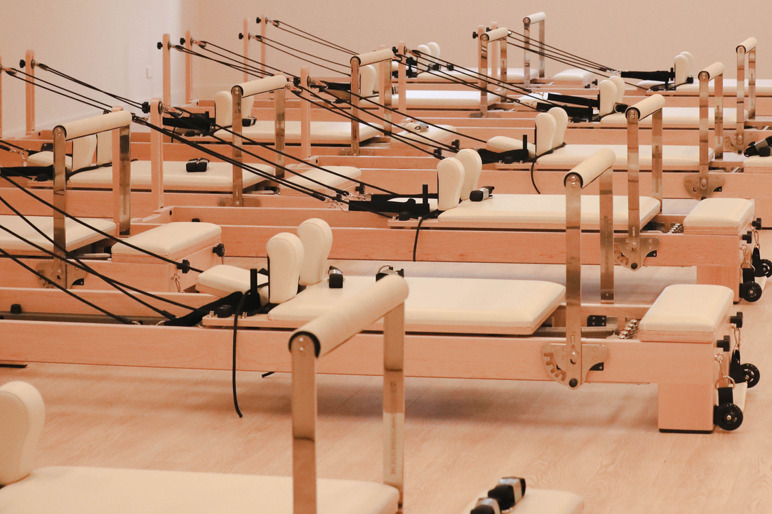The Studio Reformers in Ivory in a studio
